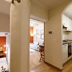 Apartment Guesthost - Live The Charm Of Siena